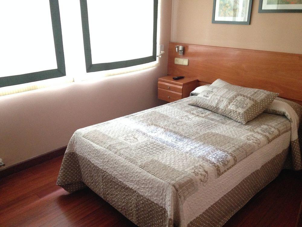 Hostal La Frontera Φερόλ Εξωτερικό φωτογραφία