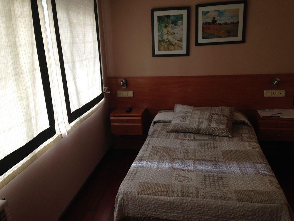 Hostal La Frontera Φερόλ Εξωτερικό φωτογραφία